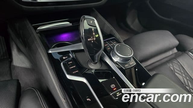 BMW 5시리즈 (G30) Luxury, 2021 9