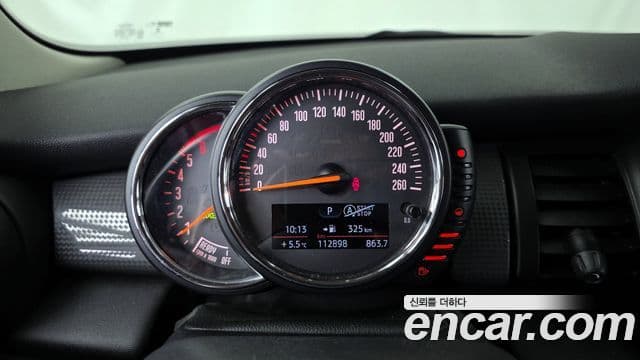 Mini Cooper D 3세대, 2015 8