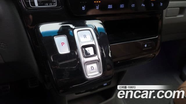 Hyundai Staria Inspiration, 2023 9