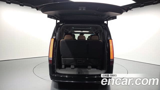 Hyundai Staria Inspiration, 2023 20