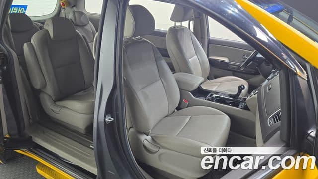 Kia All New Carnival 9인승 Children Escort Vehicle, 2016 12