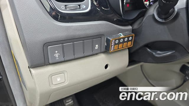 Kia All New Carnival 9인승 Children Escort Vehicle, 2016 15