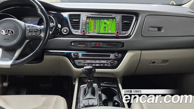 Kia All New Carnival 9인승 Children Escort Vehicle, 2016 20