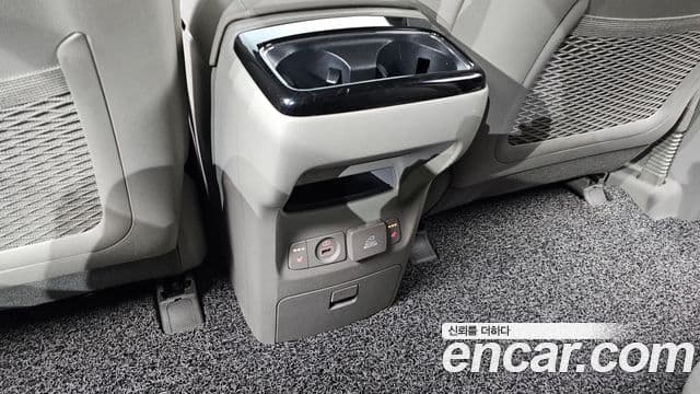 Kia All New Carnival Prestige, 2018 19