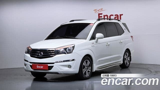 KG모빌리티(SsangYong) Korando 투리스모 4WD 9인승 Adventure 60th Edition, 2015 1