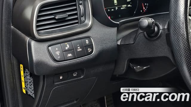 Kia The / новый New Sorento Master, 2019 16