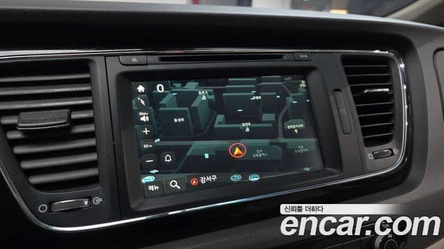 Kia All New Carnival Prestige, 2016 16