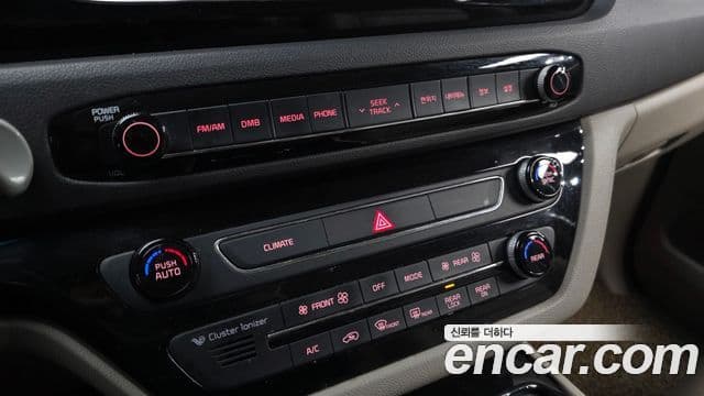 Kia All New Carnival Prestige, 2016 17