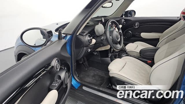 Mini Cooper S 3세대, 2024 10