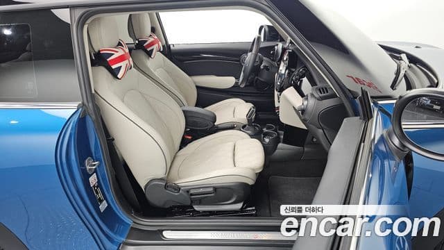 Mini Cooper S 3세대, 2024 11