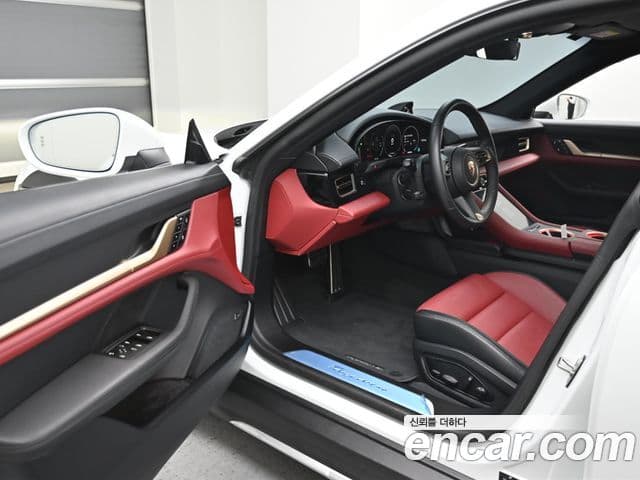 Porsche 타이칸 4 Cross Turismo, 2025 7