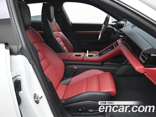 Porsche 타이칸 4 Cross Turismo, 2025 10