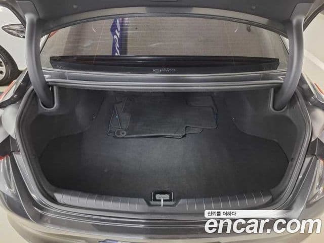 Kia K8 гибрид Noblesse, 2023 17