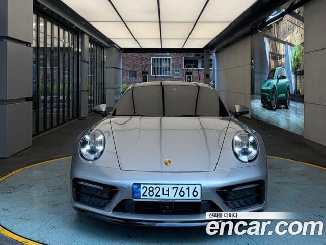 Porsche 911 (992) Carrera, 2024 3