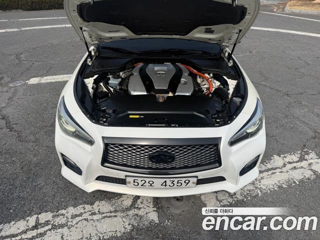 Infiniti Q50 3.5 гибрид Essence, 2016 9