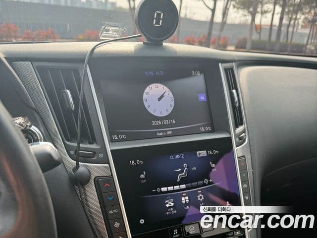 Infiniti Q50 3.5 гибрид Essence, 2016 11