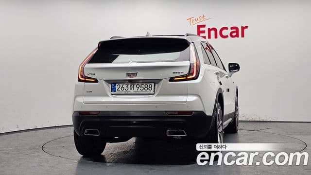 Cadillac XT4 2.0 Sport AWD, 2023 4