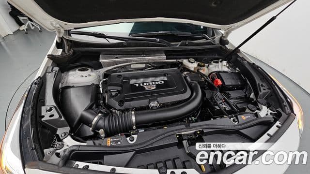 Cadillac XT4 2.0 Sport AWD, 2023 6