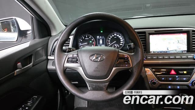 Hyundai Avante AD 1.6 GDI Value Plus, 2017 13