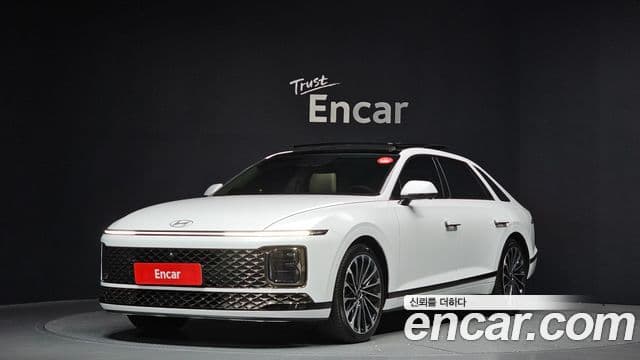 Hyundai Grandeur (GN7) Calligraphy, 2025 1