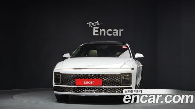 Hyundai Grandeur (GN7) Calligraphy, 2025 3