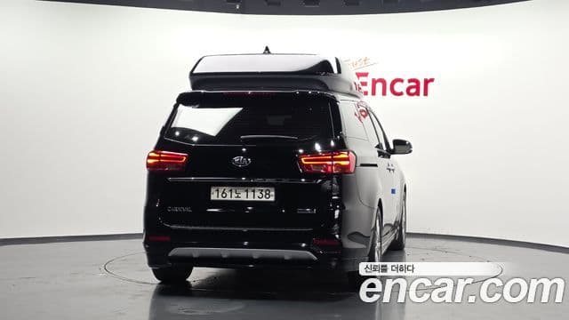 Kia The / новый New Carnival Noblesse Special, 2019 4