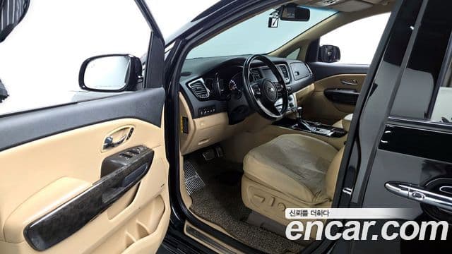 Kia The / новый New Carnival Noblesse Special, 2019 10