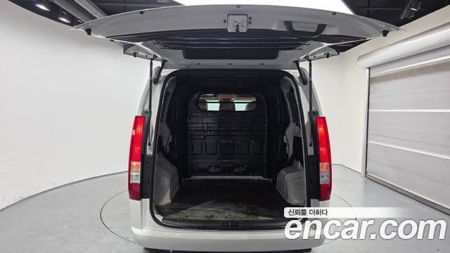 Hyundai Staria Modern, 2025 20