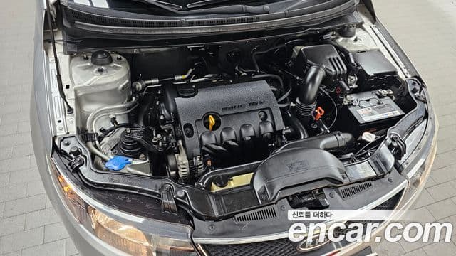 Kia Forte 1.6 CVVT Si, 2009 6