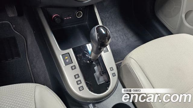 Kia Forte 1.6 CVVT Si, 2009 9