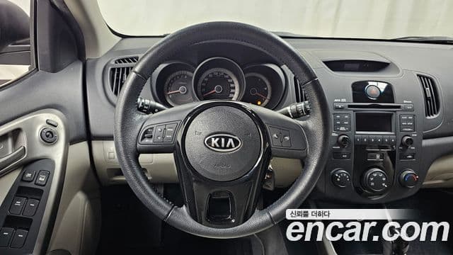 Kia Forte 1.6 CVVT Si, 2009 13