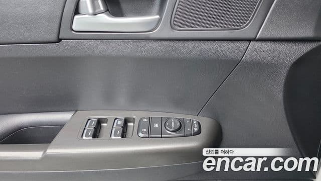 Kia Sportage 4세대 дизель 2.0 2WD Style Edition, 2018 12