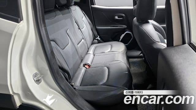 Jeep Renegade 2.4 Longitude high, 2018 12