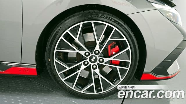 Hyundai Avante (CN7) 2.0 N, 2022 все фото