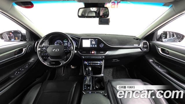 Hyundai Grandeur IG 3.0 LPi Exclusive (арендный автомобиль), 2018 7