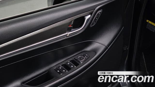 Hyundai Grandeur IG 3.0 LPi Exclusive (арендный автомобиль), 2018 17