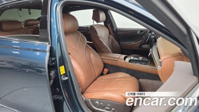 Genesis G80 (RG3) бензин 3.5 турбо AWD, 2023 10