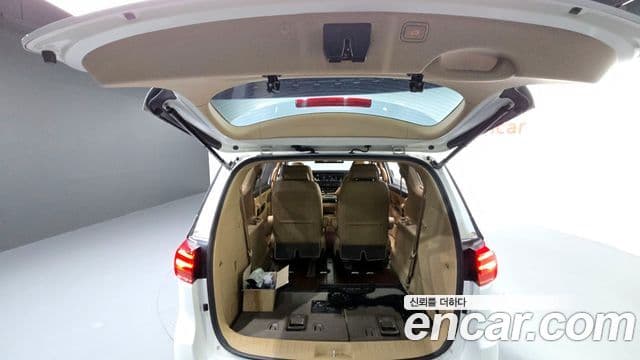 Kia The / новый New Carnival VIP, 2019 20