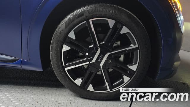 Kia The / новый New EV6 GT Line, 2025 все фото