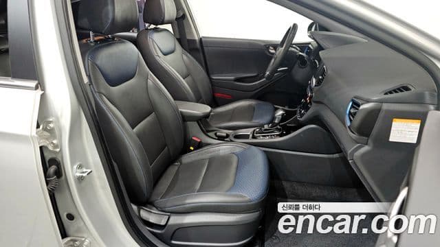 Hyundai Ioniq гибрид, 2016 12