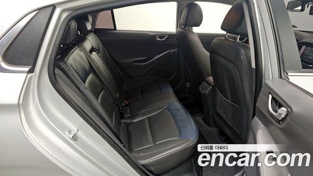 Hyundai Ioniq гибрид, 2016 13