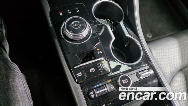 Kia K5 гибрид 3세대 Noblesse, 2023 9