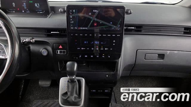 Hyundai Staria Modern, 2023 14