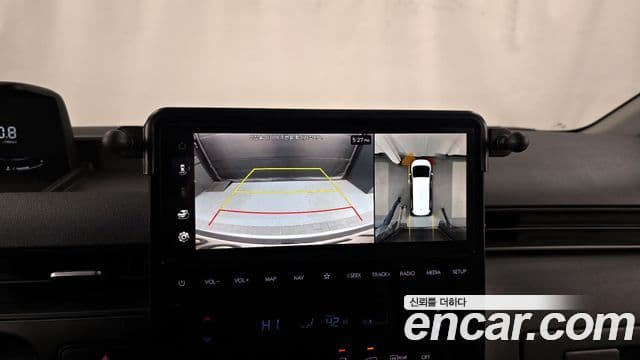 Hyundai Staria Modern, 2023 15