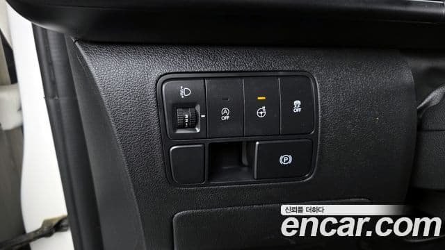 Hyundai Staria Modern, 2023 17