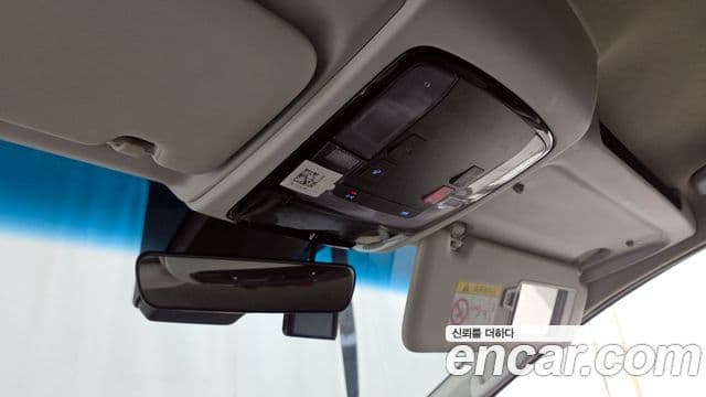 Hyundai Staria Modern, 2023 18