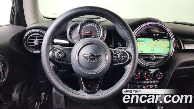 Mini Cooper 3세대, 2019 13