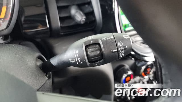 Mini Cooper 3세대, 2019 18