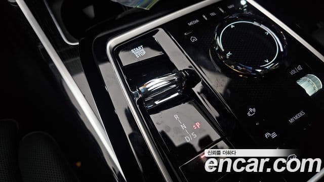 BMW 7시리즈 (G70) 740i xDrive M Sport, 2025 9