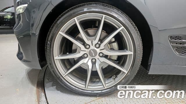 Genesis The / новый New G70 슈팅브레이크, 2023 все фото